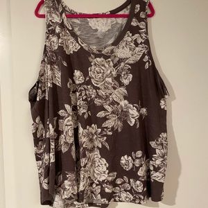 💛Maurices Plus Tank Top💛